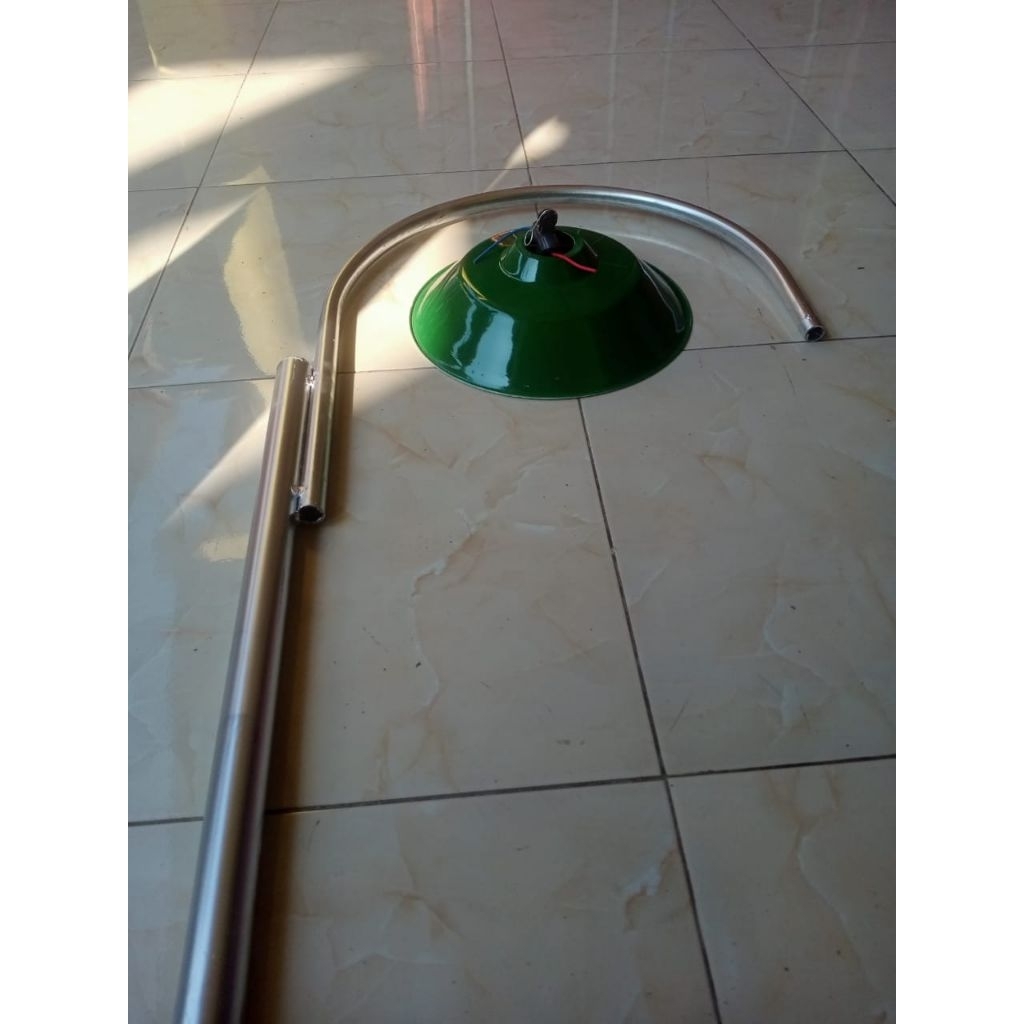 Tiang lampu jalan 3 meter silver
