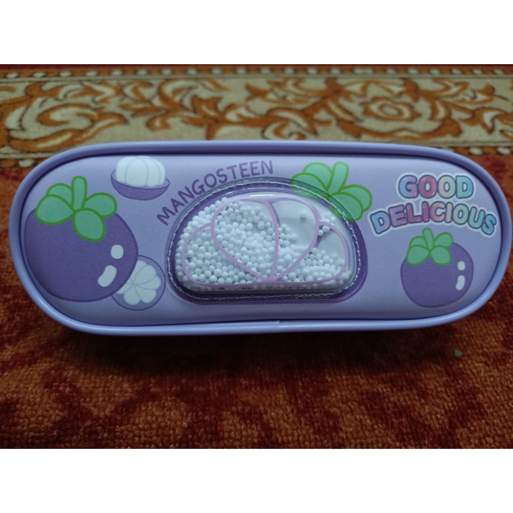 

Tempat pensil Mangosteen