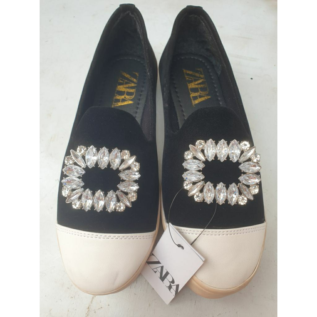 SEPATU WANITA ZARA CORDUROY