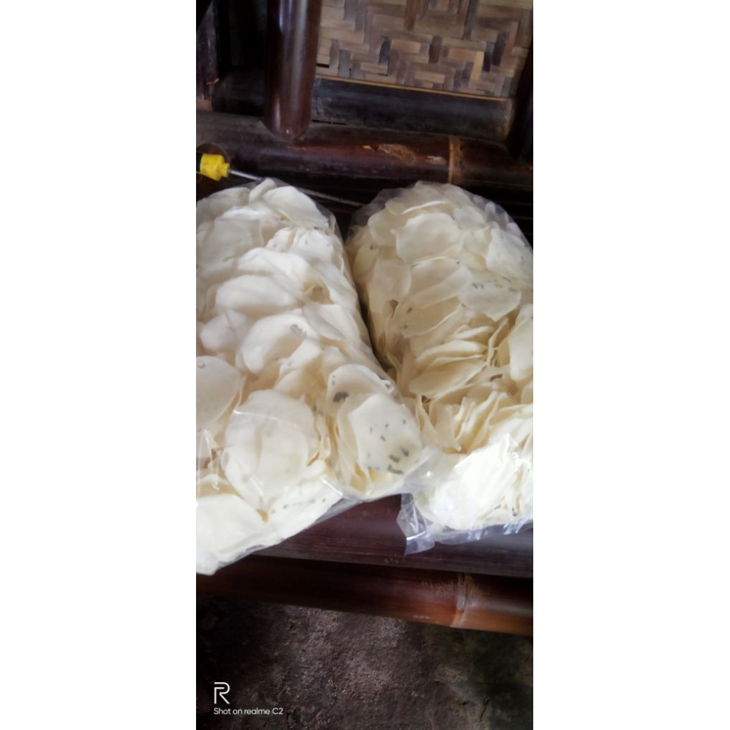 

opak singkong mentah 200gram
