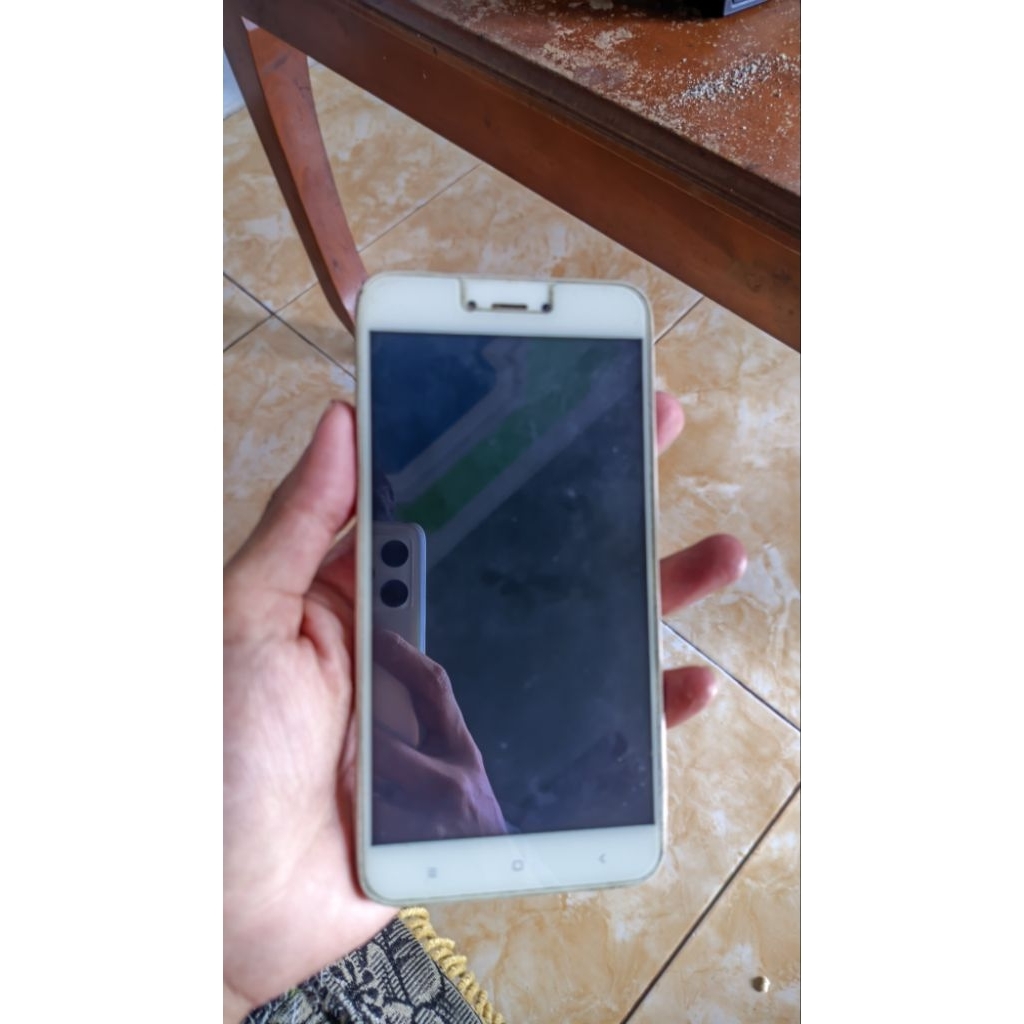 XIAOMI REDMI 5A MATOT PERAWAN