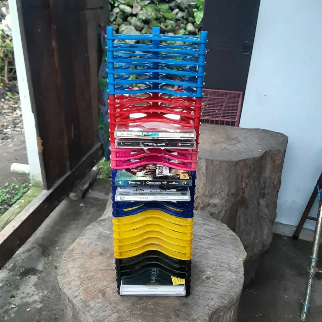 Rak tempat kaset cd