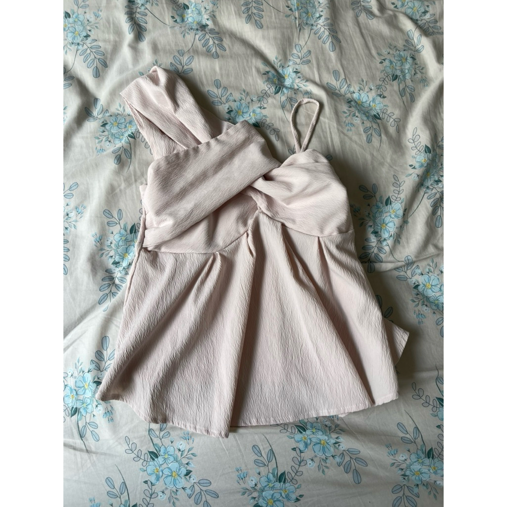 PRELOVED coquette pink top