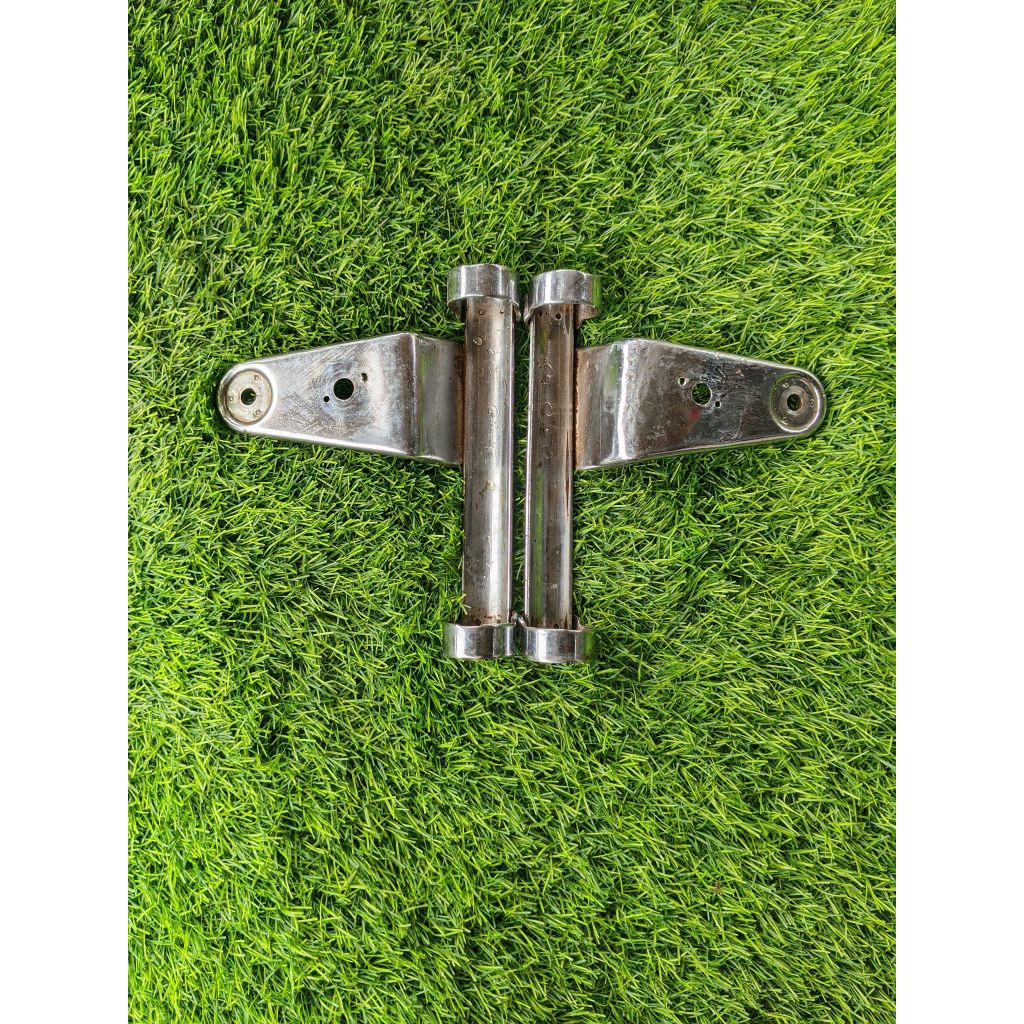 BRAKET KUPINGAN LAMPU KOTAK 5T5 /5T4 RX KING ORIGINAL