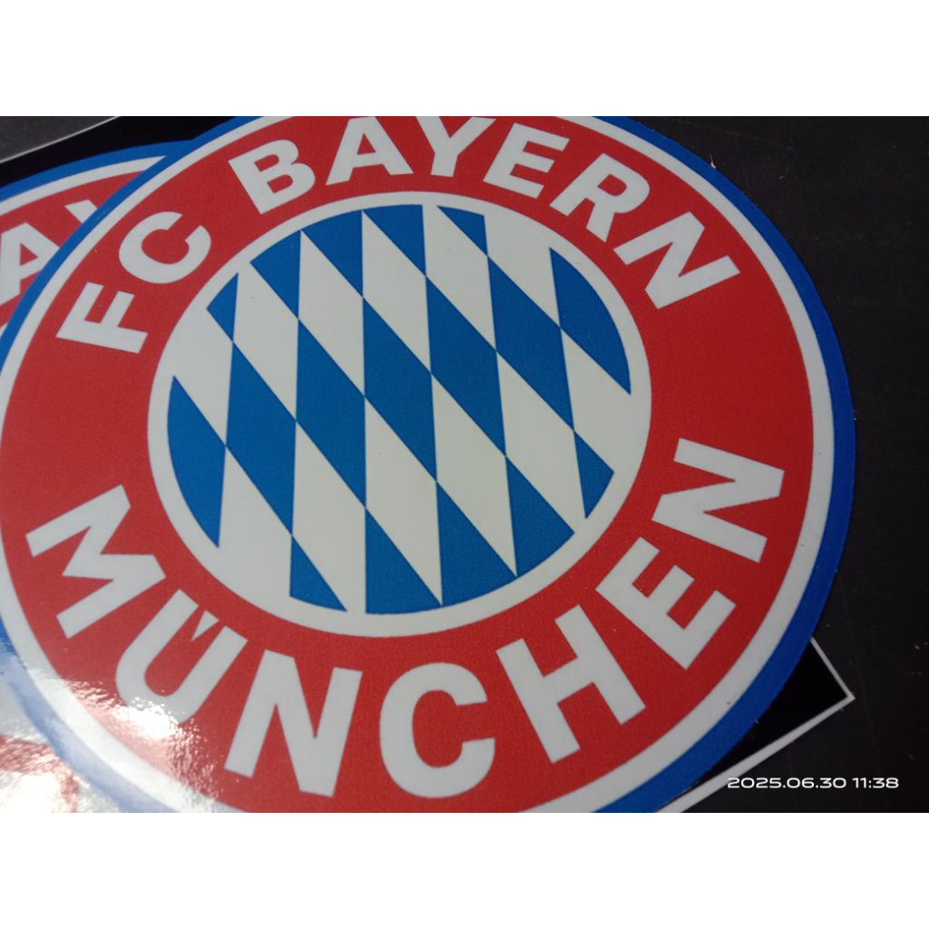 

STIKER LOGO SEPAKBOLA | BAY 25 CM