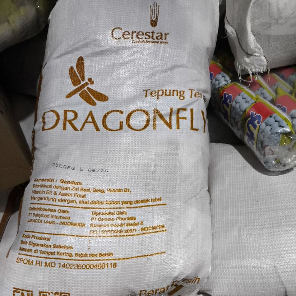 

Tepung roti Dragonfly kemasan 1 kg per goni