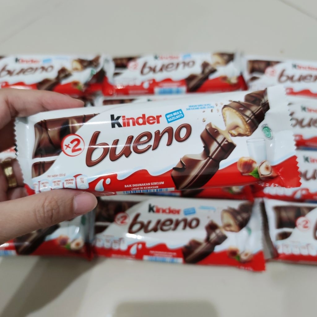 

LAST STOCK! Kinder Bueno Kinderbueno Milk and Hazelnut Coklat Chocolate Ferrero