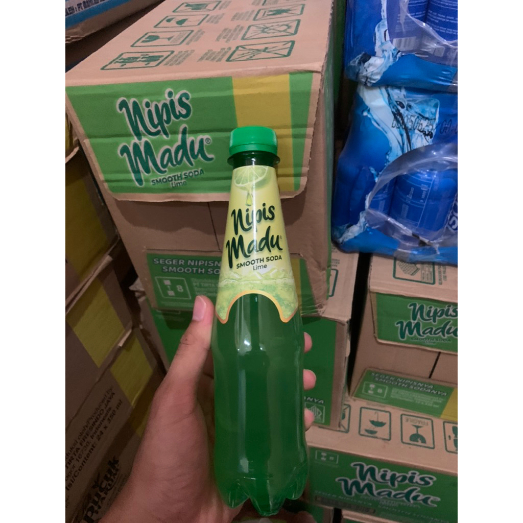 

nipis madu minuman soda lime (dus)
