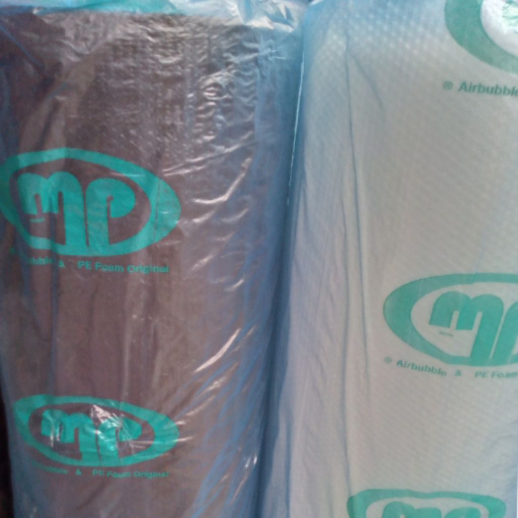 

Bubble Wrap Hitam & Putih 50m X 126cm