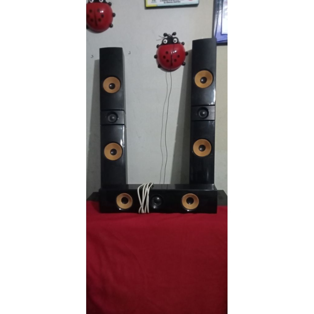 speaker bagian depan dan center lg