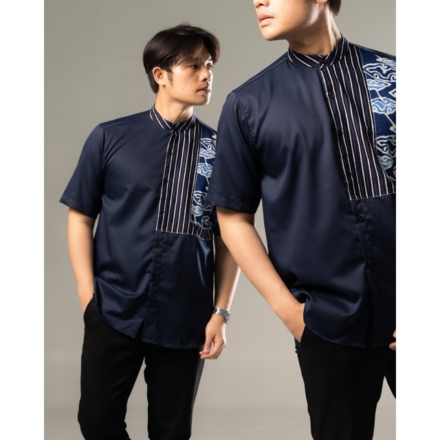 Kemeja Batik Pria Lengan Pendek Simple Lengan Pendek Casual Biru