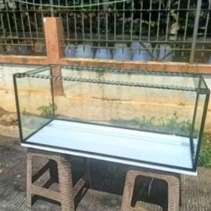 Aquarium 100x50x50 Lem Hitam Kaca 8mm