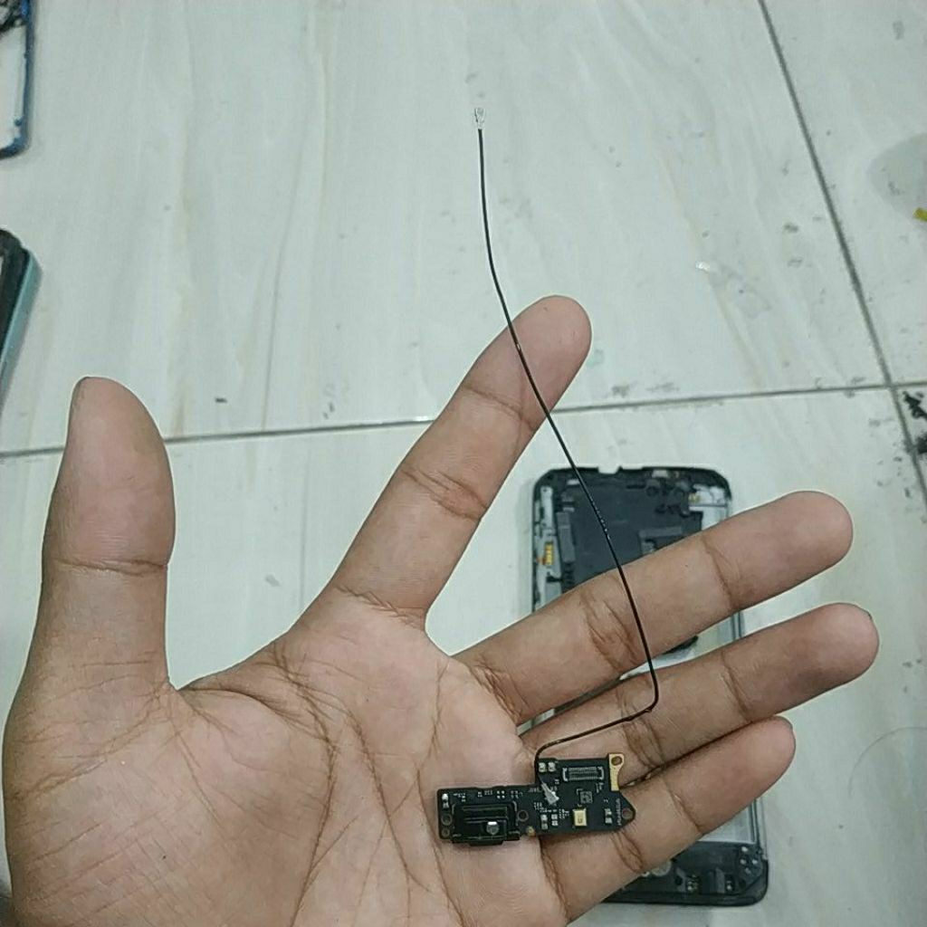 BOARD CAS+ ANTENA BEKAS POCO M3