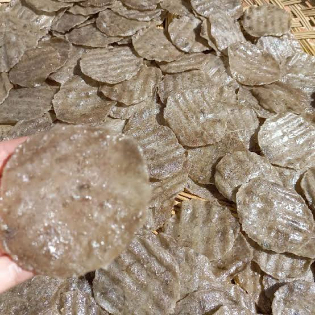 

Kelempang ikan mentah siap tunu/panggang/goreng + rujak/sambel khas Palembang
