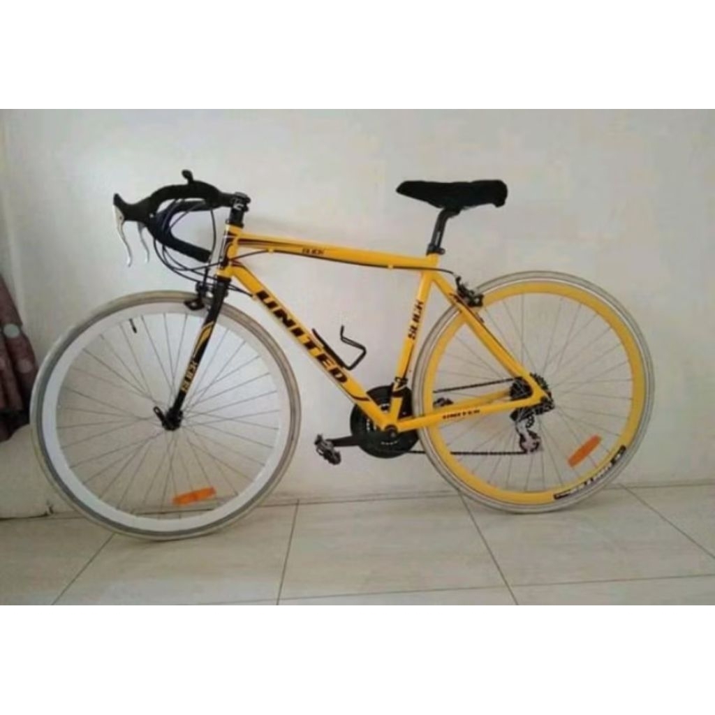Sepeda United Semi Roadbike