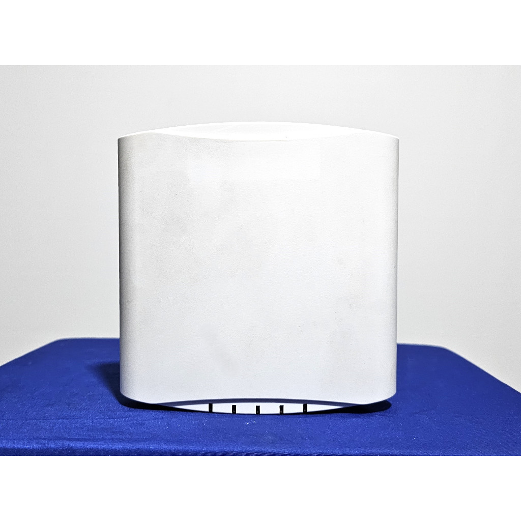 Wireless Access Point Ruckus R310 Dual Band 2.4 Ghz dan 5 Ghz 1 Port Gigabit Managed Web Based