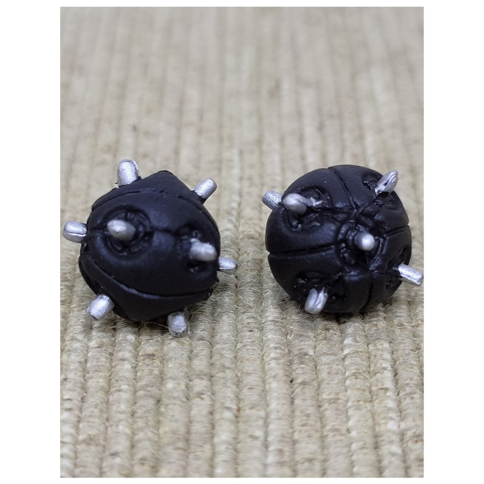 33. 2 Sticky Bomb - HOT TOYS - Batman Dx12 [KITBASH 1/6 Scale Action Figure]