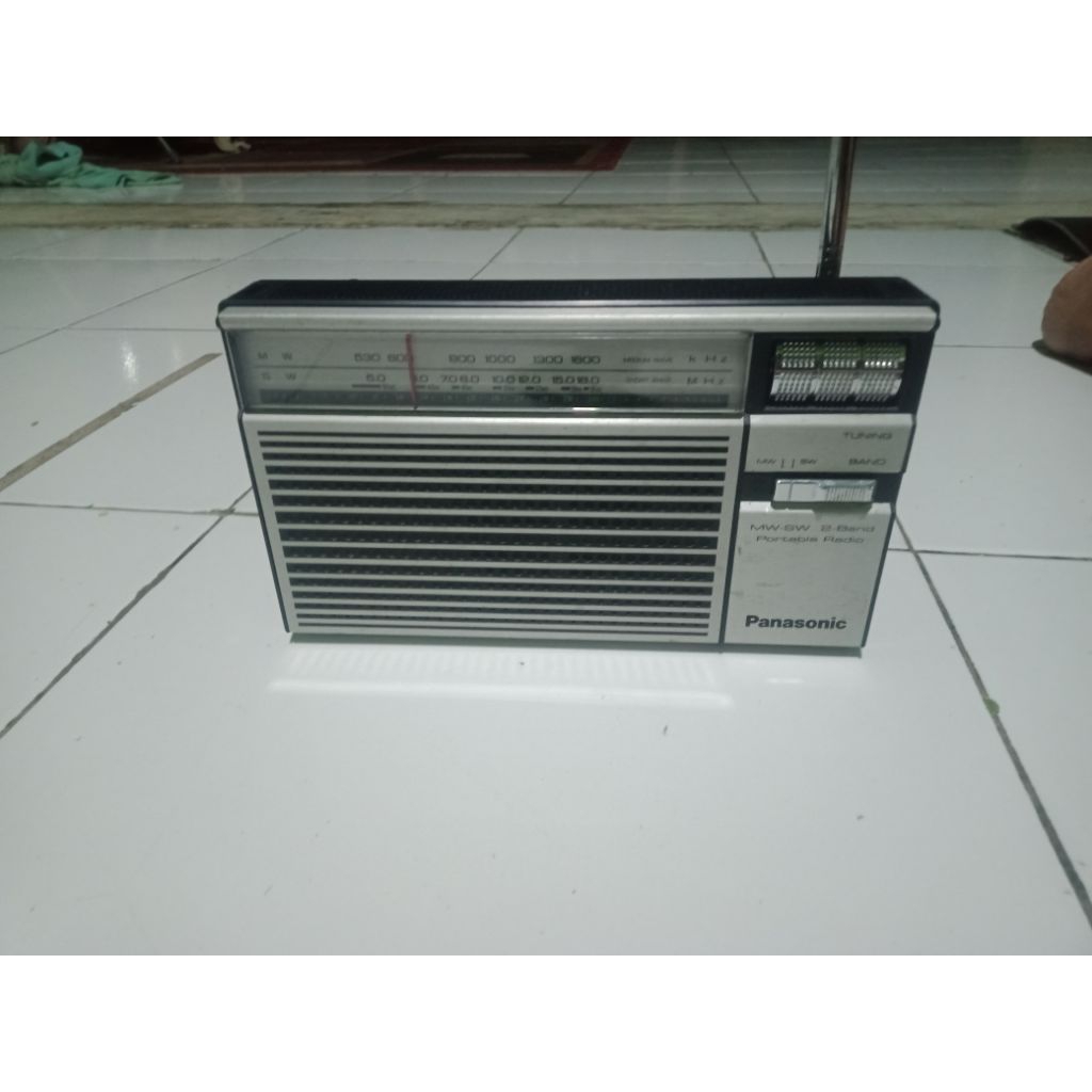 radio portable MW -SW panasonic R218 DD