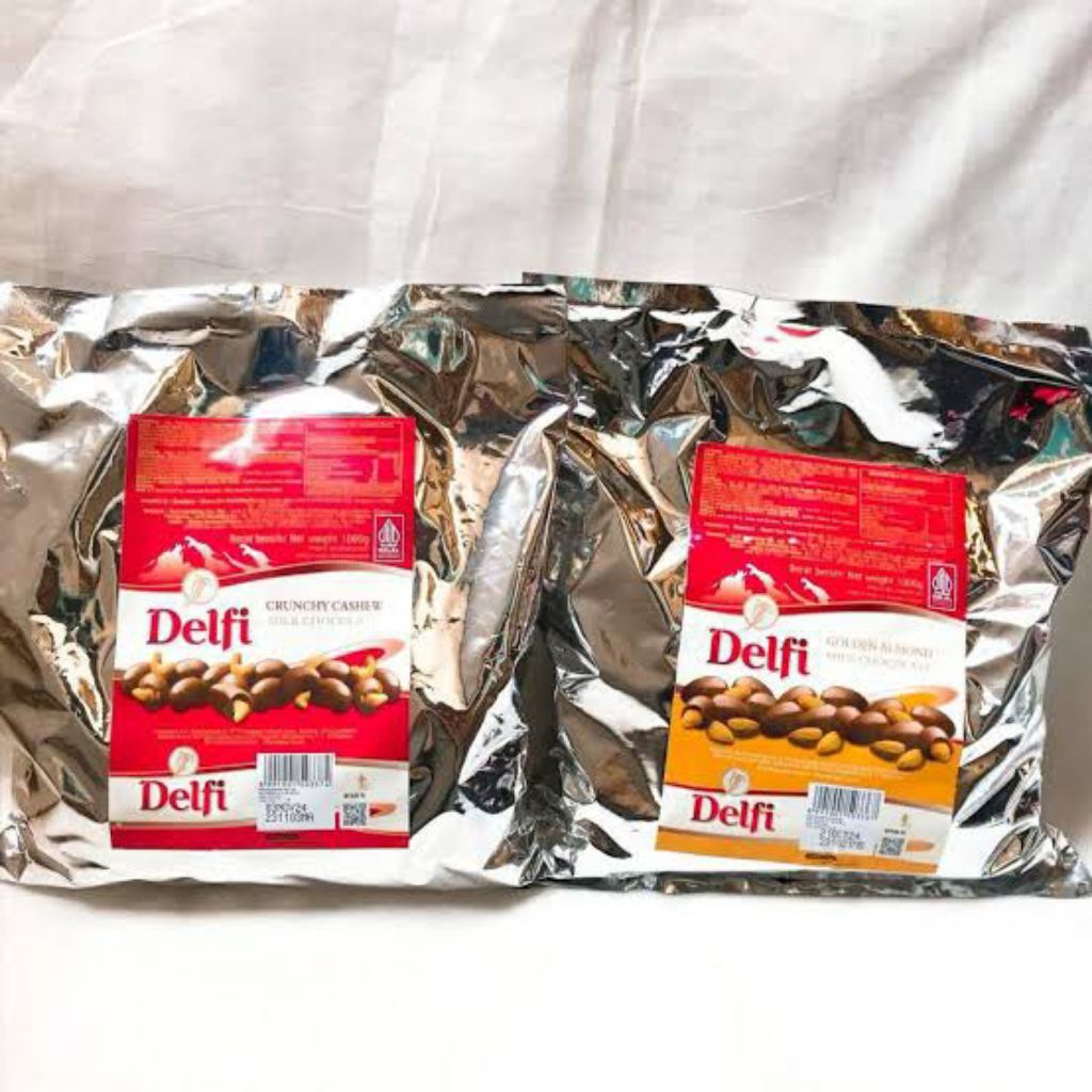 

Coklat Lebaran Delfi DRAGES Mede/ Almond 1000 gram 1 kg Delfi chic choc 750 gram KEMASAN BESAR