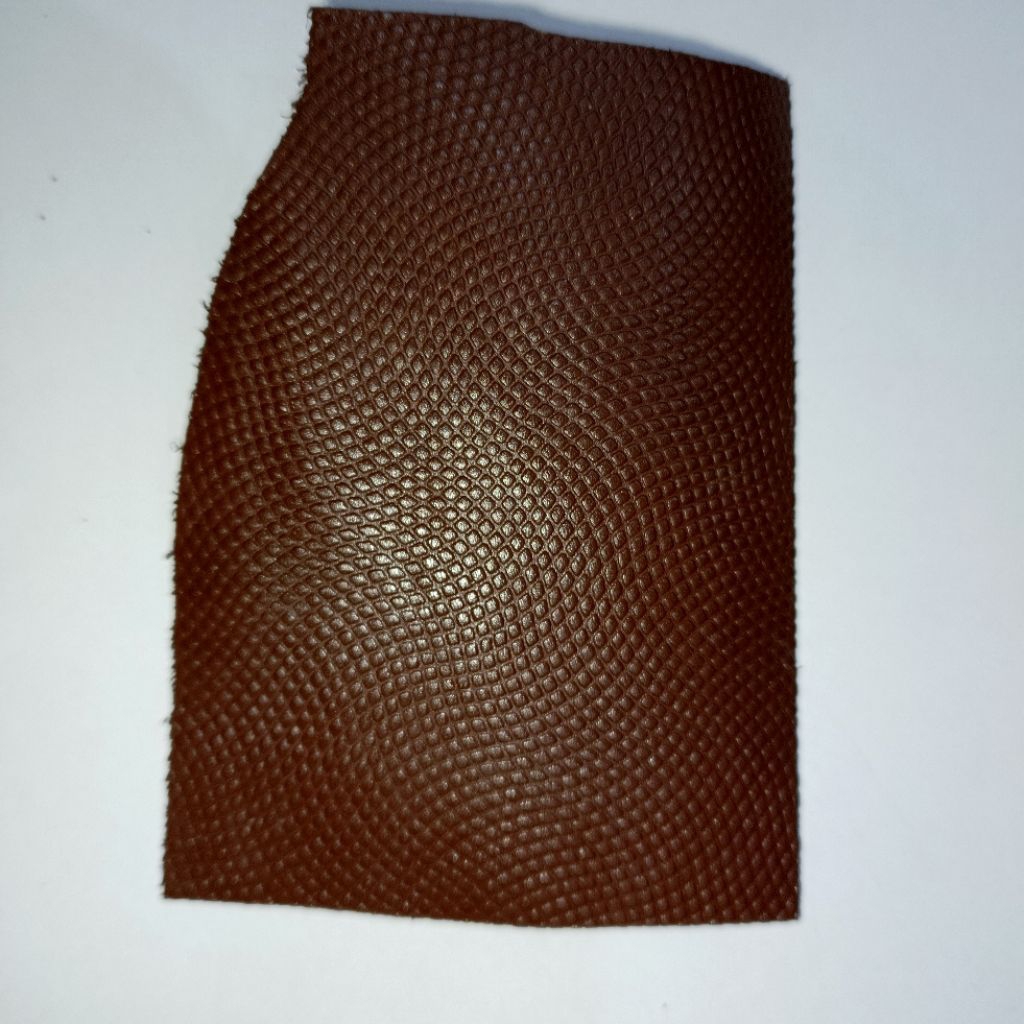 Kulit Sapi asli Motif Digital warna Coklat Ketebalan 1.5 mm