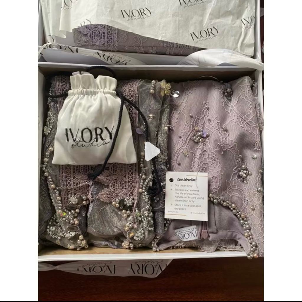 Preloved Dress Ibu & Anak by Ivory Studio