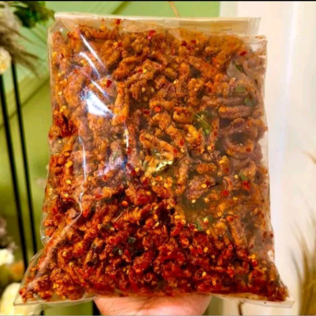 

KERIPIK USUS PEDAS DAUN JERUK 1KG