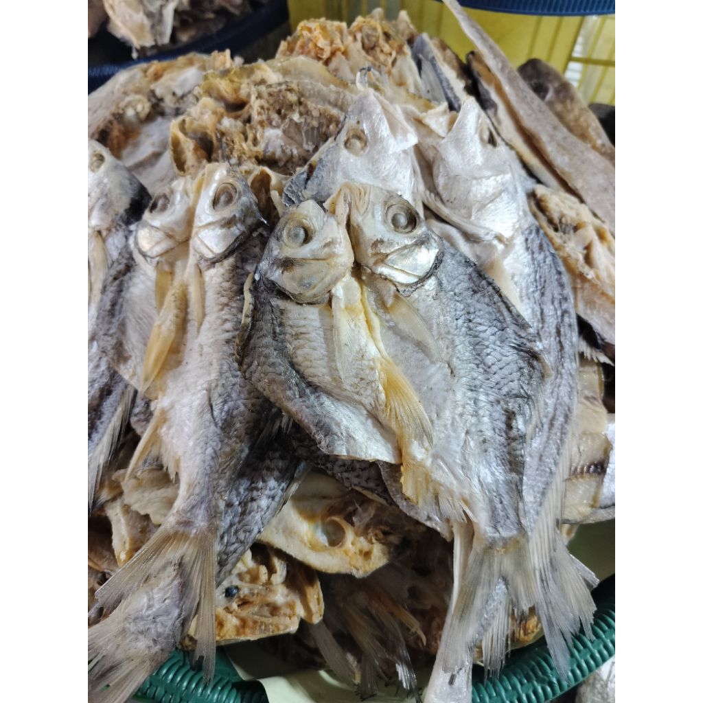 

Ikan Asin Tawes Tawar Super Premium