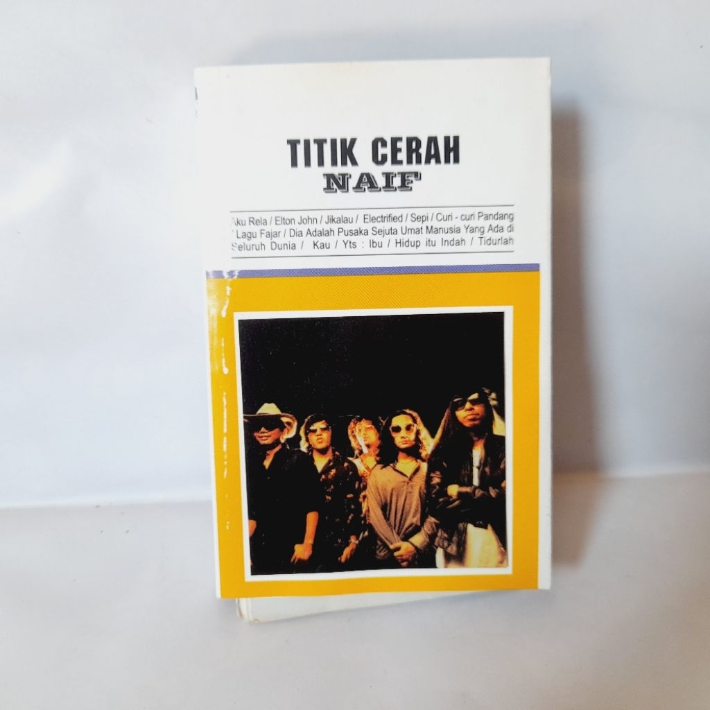 Kaset Naif Titik Cerah