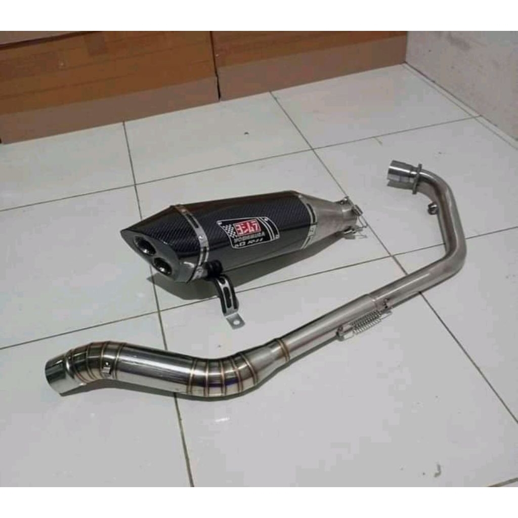 Yoshimura R11 Lubang 2