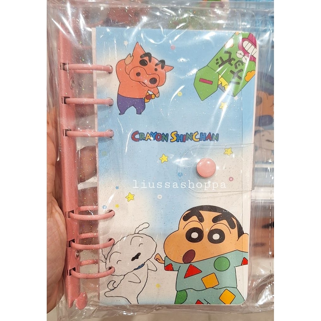

Buku Miniso - Crayon Shinchan Collection Loose-leaf Book with Cover (80 sheets)