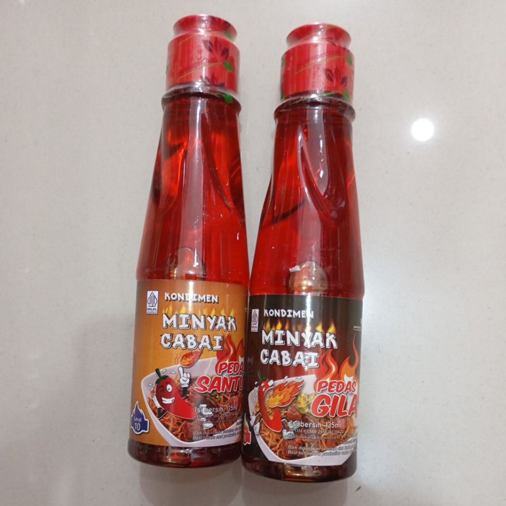 

Minyak Cabai Chili Oil Pedas Santuy Pedas Gila 135 ml