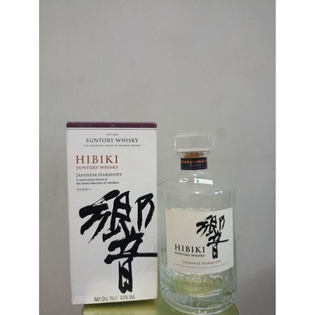 botol bekas hibiki