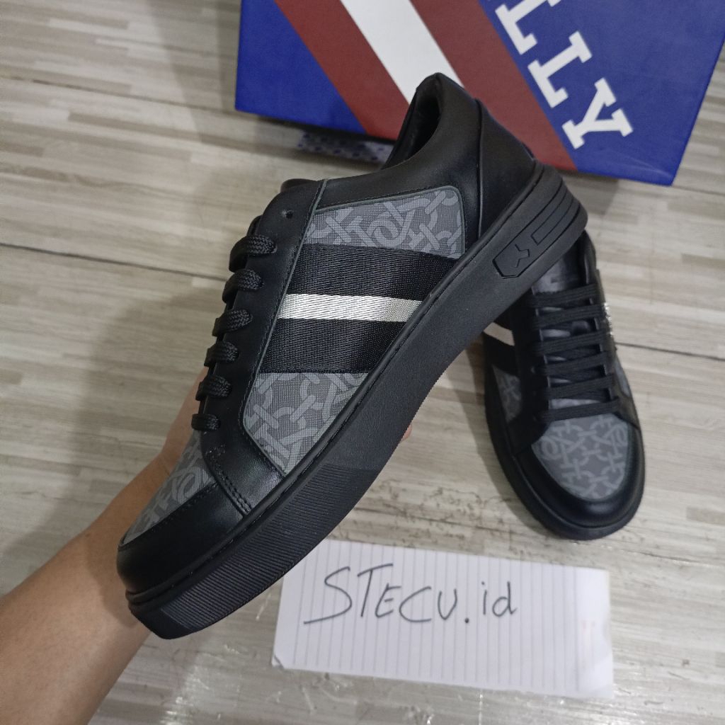 sepatu pria sneaker cowok bal ly