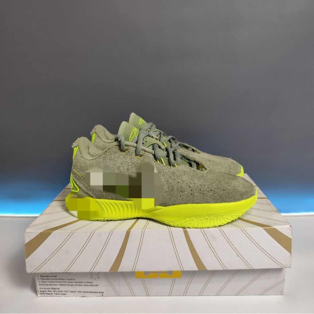 Nike Sepatu Basket Lebron XXI Oil Green Original