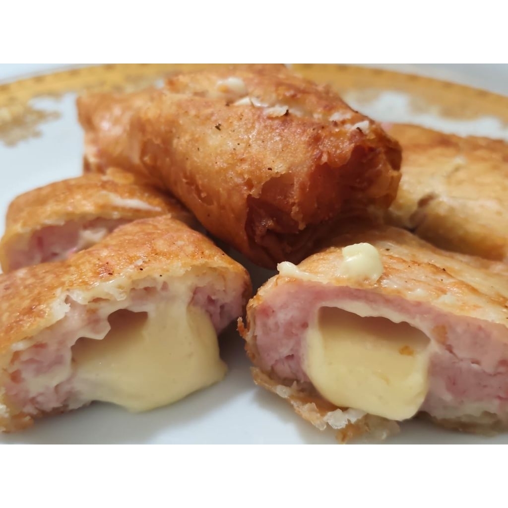 

Dimsum goreng keju lumer isi 3 pcs