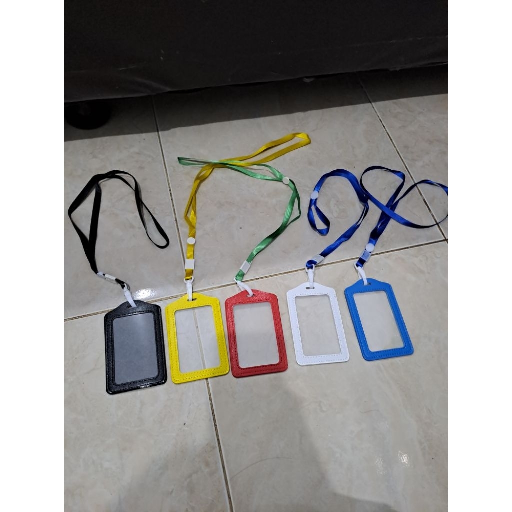 

Tempat id card tempat kartu pengenal id card pouch kulit tempat tanda pengenal kartu mrt busway komplit + tali nametag name tag