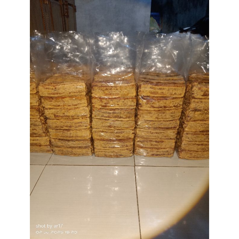

SALE PISANG LIDAH 500gram tebal,manis,renyah