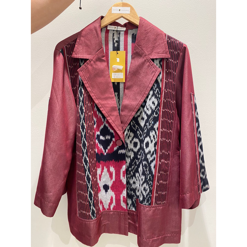 Blazer Batik Tenun