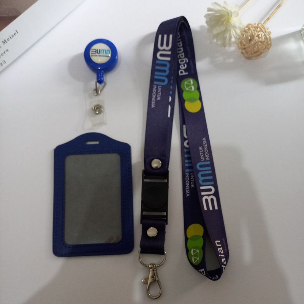 

Ready!! Tali/Lanyard BUMN Pegadaian+Yoyo+CardHolder