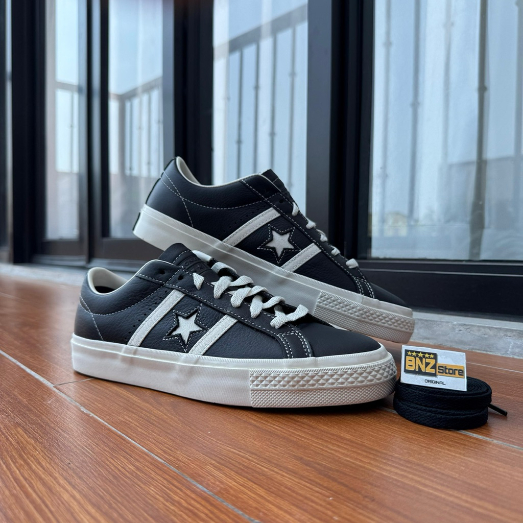 Sepatu Sneakers Pria Converse One Star Pro Academy Leather Black/Black/White