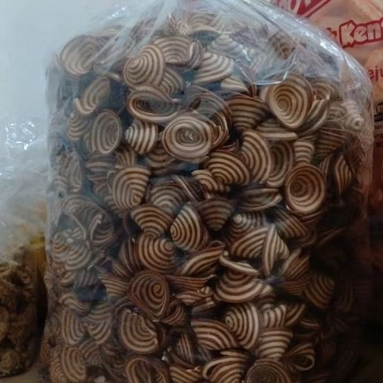 

Snack Kiloan | Snack Bal-balan | Makanan ringan | Murah Enak Gurih Pedas Asin Manis | Camilan Cemilan Kue | Stik Bawang | Pang-pang | Telur Gabus | Sus | Kuping Gajah | premium original | Renyah Isi 1 bal.