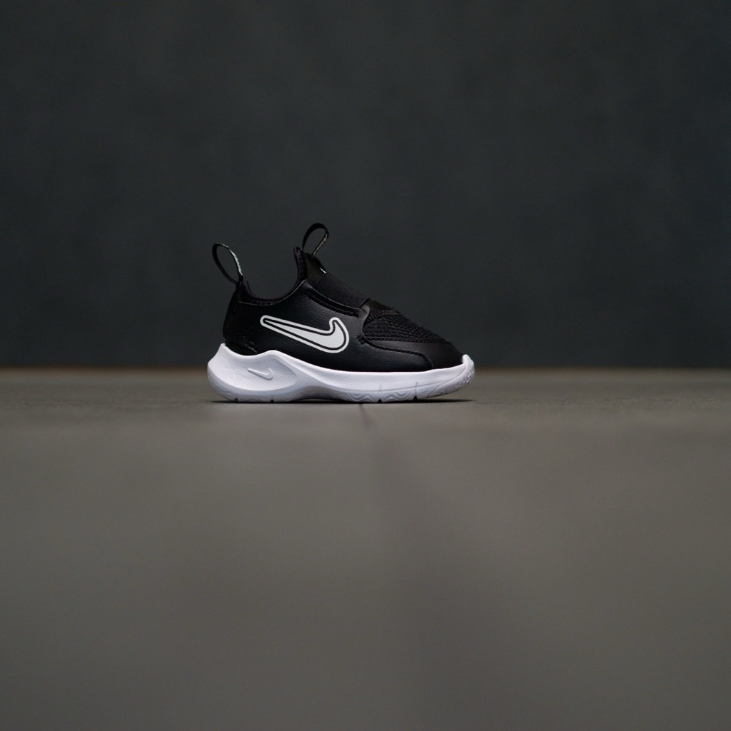 sepatu sneakers anak flx runner 3 black white