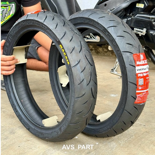 BAN MAXXIS VICTRA ST 90/80 RING 14 TUBELESS