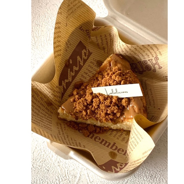 

Burnt cheese cake lotus slice