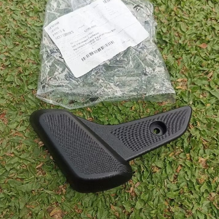 pijakan kaki belakang KIRI vespa sprint primavera, footstep belakang KIRI vespa sprint primavera, tu