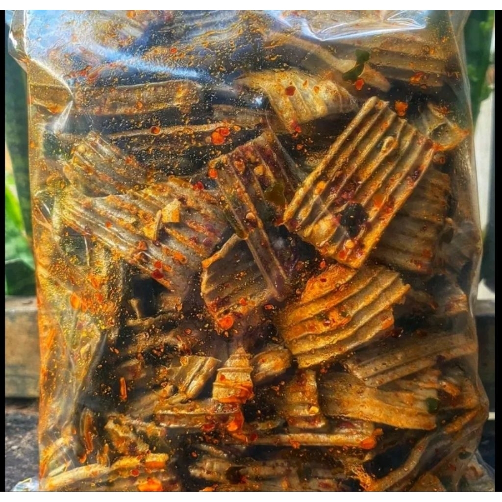

SEBLAK KERUPUK JENGKOL BANTAT EXTRA PEDAS DAUN JERUK 500GRAM