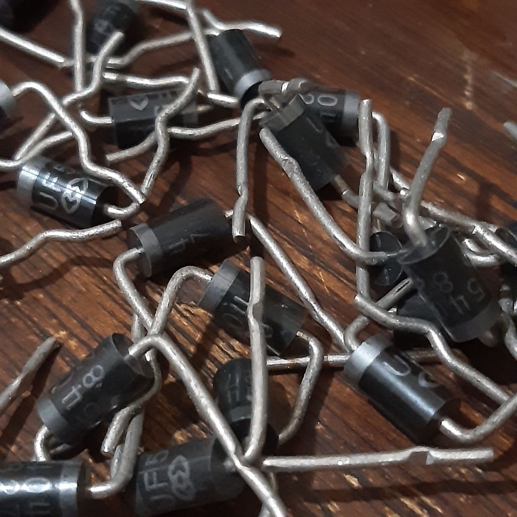 dioda UF5404 ultrafast