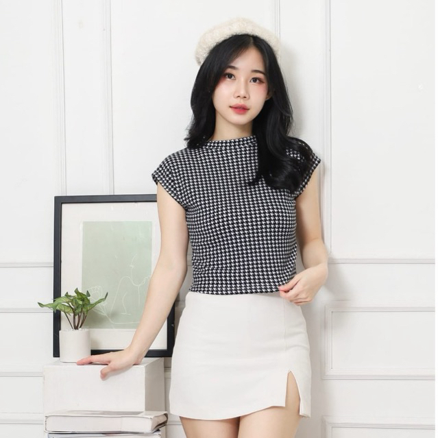 LONAIRE - Blouse Daily, Atasan Rajut, Sporty Style Crop Top