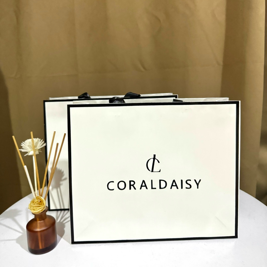 

Paper Bag Coraldaisy Paper Bag Pembungkus Kado Paperbag Pengganti Pembungkus kado Ready Stock Jakarta