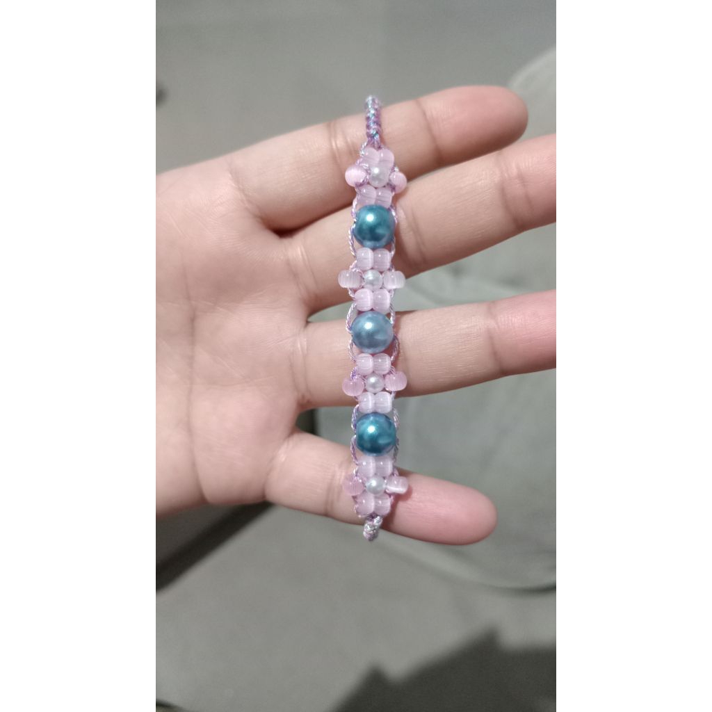flower beads bracelet